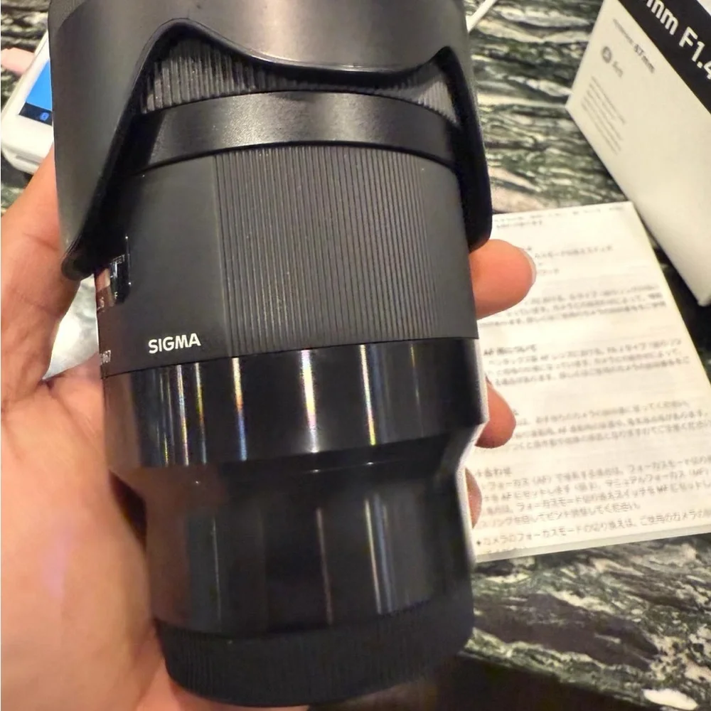 Sigma Beauty 35mm f/1.4 DG Lens - Black